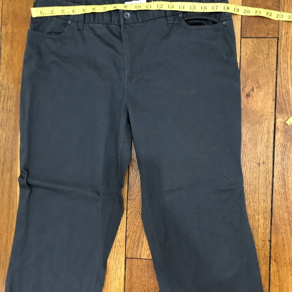 Dressbarn Women’s Gray Chino Pants Size 14